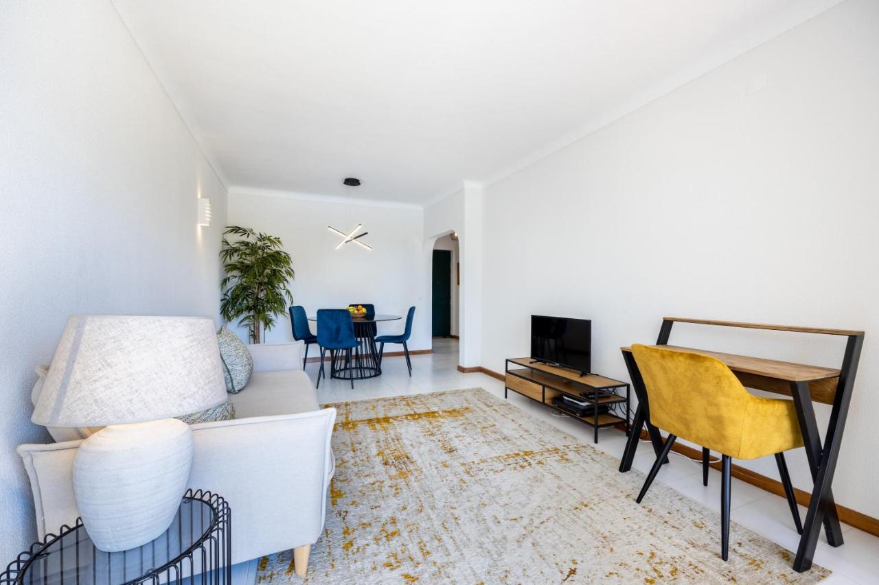סאגרש Apartment Henry Matisse, Swimming Pool מראה חיצוני תמונה